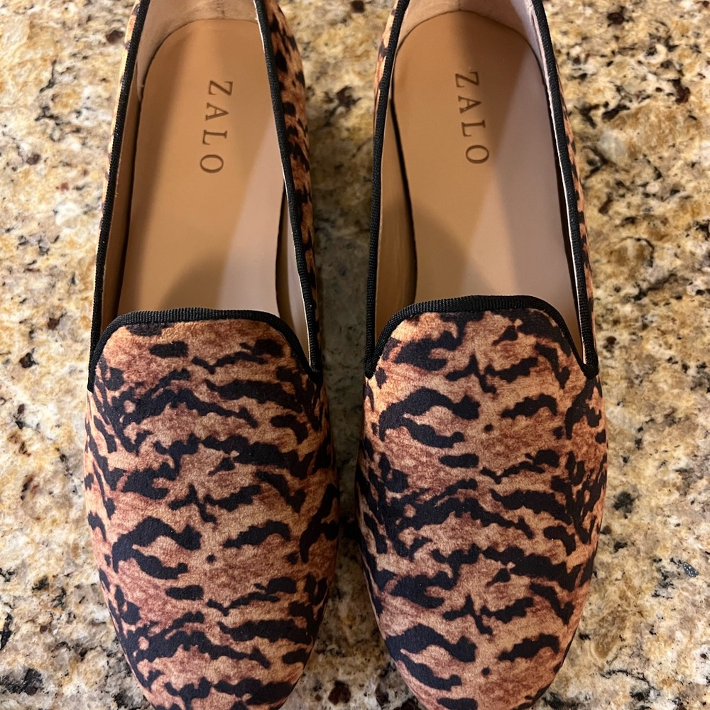 Zalo Women's Animal Print Loafers - Brown